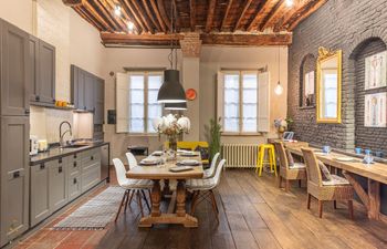 Rustic Lucca Holiday Home