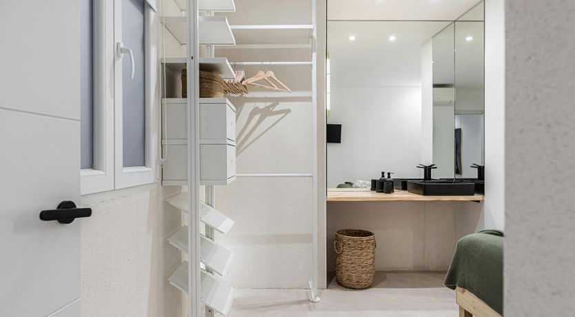 Photo of The Malasa&ntilde;a Base