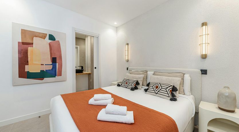 Photo of The Malasa&ntilde;a Base