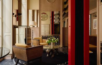 Parisien Abode Holiday Home