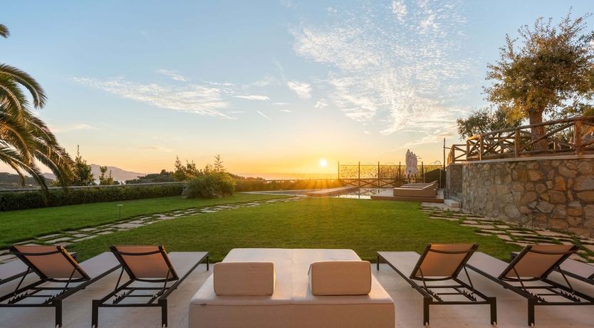 Photo of A Sublime Panorama