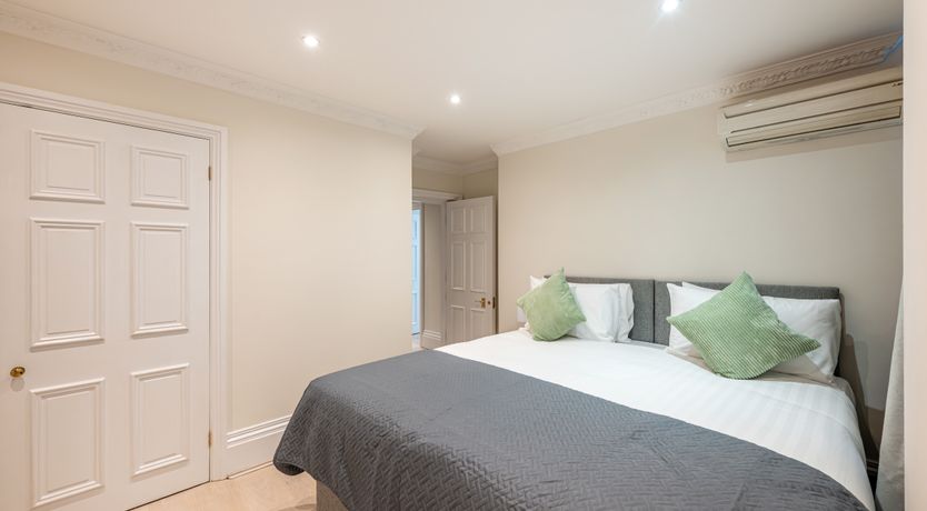 Photo of Kensington Hall