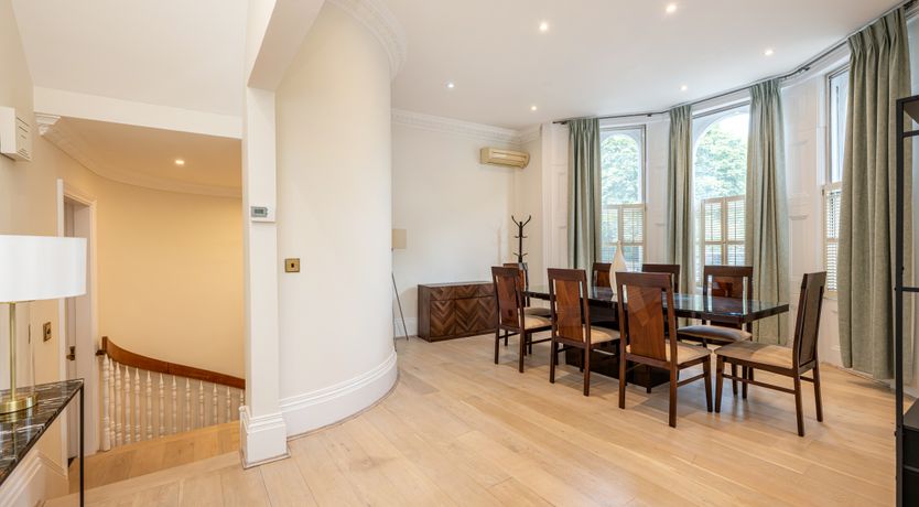 Photo of Kensington Hall