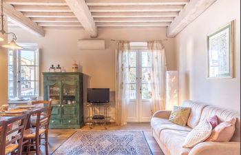 Old World Sanctuary Holiday Home