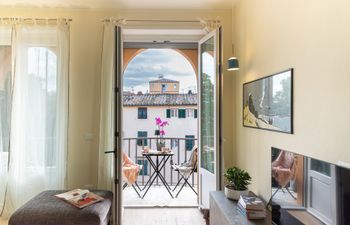 Enchanting Lucca Holiday Home