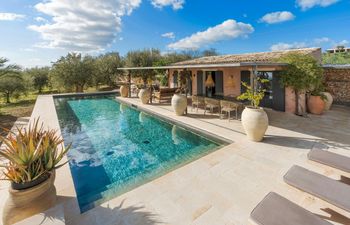 Citrus Orchard Holiday Home