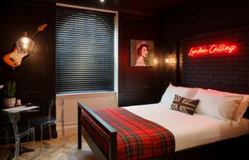 The Camden Chord Holiday Home