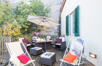 Ancient Walls & Piazzas Holiday Home