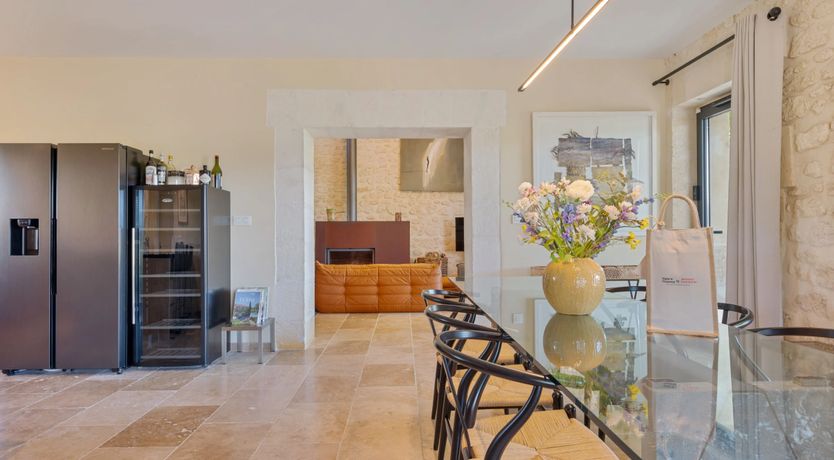 Photo of Proven&ccedil;al Radiance