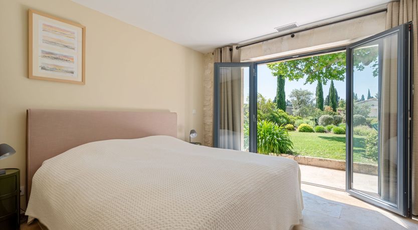 Photo of Proven&ccedil;al Radiance