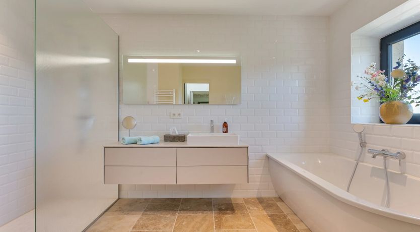 Photo of Proven&ccedil;al Radiance