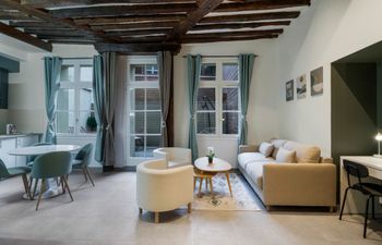 Flowers of Forever Holiday Home