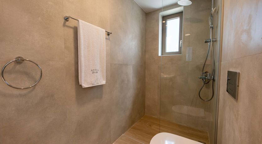 Photo of Bay Horizon