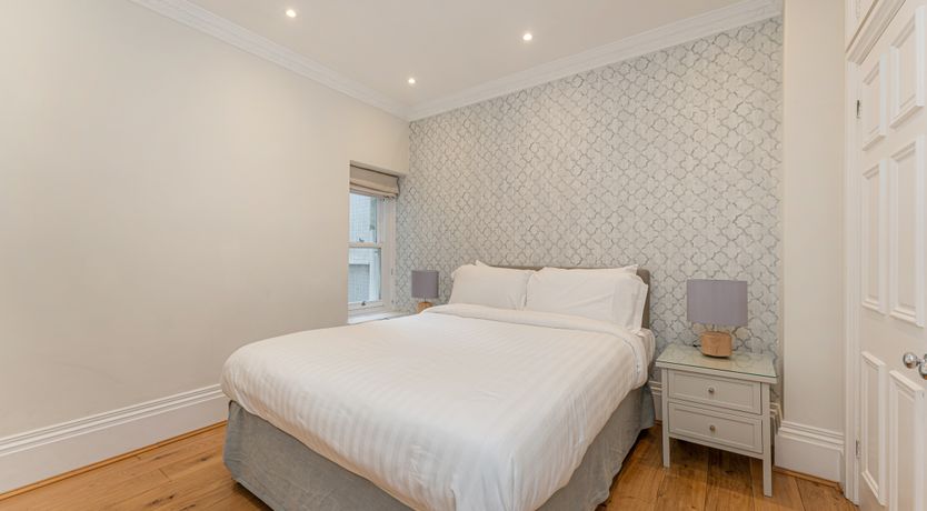 Photo of Hyde & Sleep