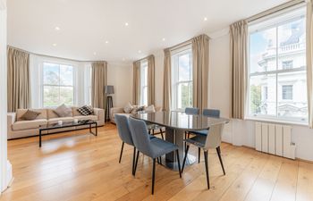 Hyde & Sleep Holiday Home