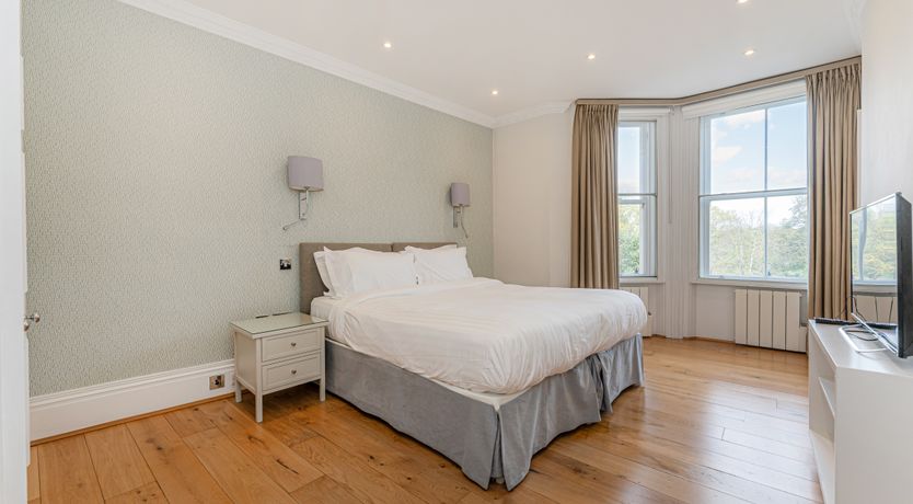 Photo of Hyde & Sleep