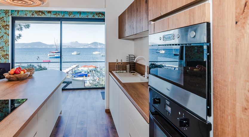 Photo of Seafront Bliss