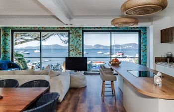 Seafront Bliss Holiday Home