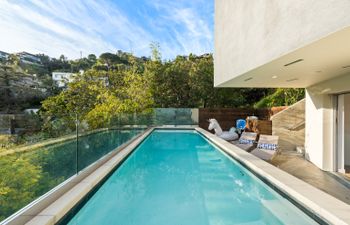 West Hollywood Haven Holiday Home