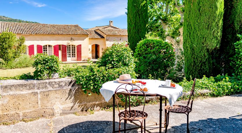 Photo of Luberon Vines & Woodland