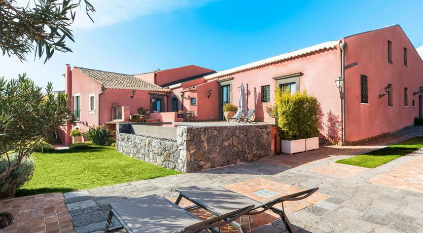 Photo of Pink Breeze