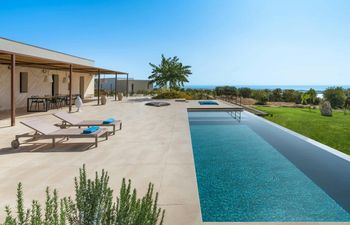 Sea Horizon Holiday Home