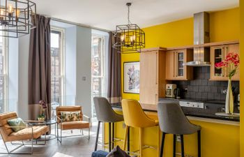 Royal Mile Abode Holiday Home