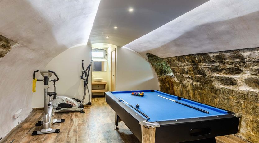 Photo of Stone & Earth