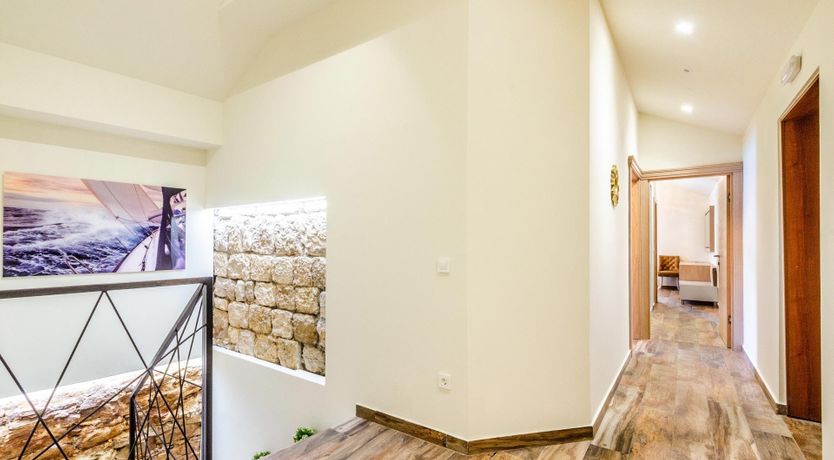 Photo of Stone & Earth