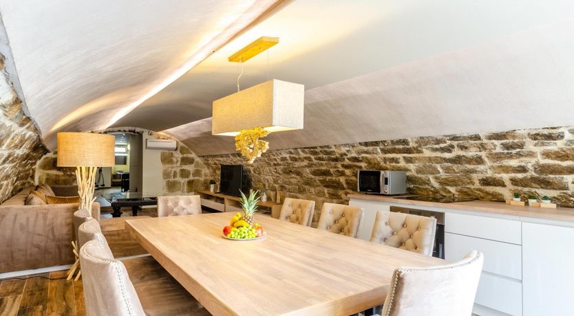 Photo of Stone & Earth