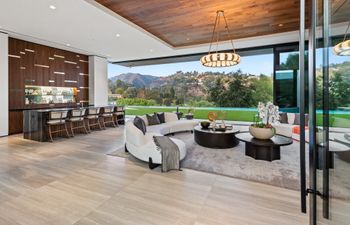 Golden Trees Lodge Holiday Home