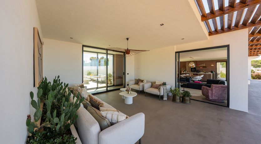 Photo of Castle Breeze Home