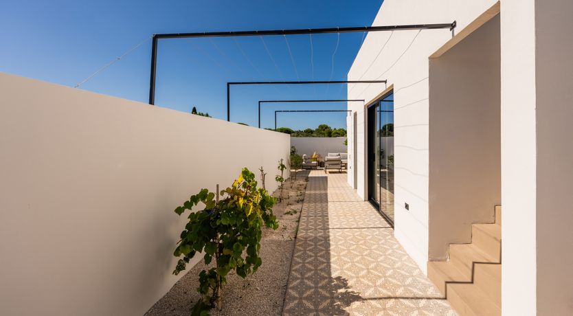 Photo of Castle Breeze Home