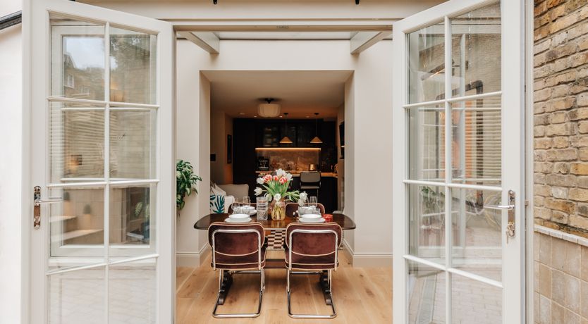 Photo of Notting Hill Elegance