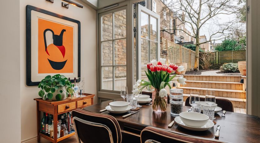 Photo of Notting Hill Elegance
