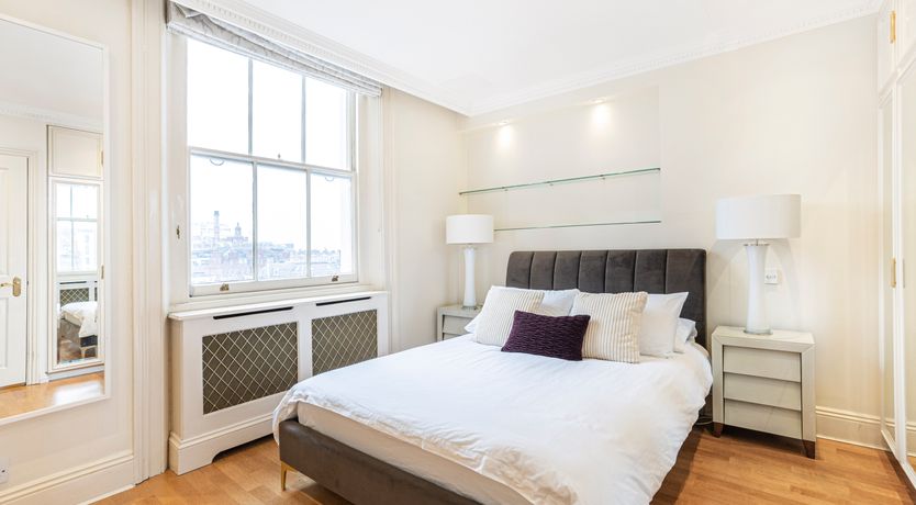 Photo of Knightsbridge Grandeur