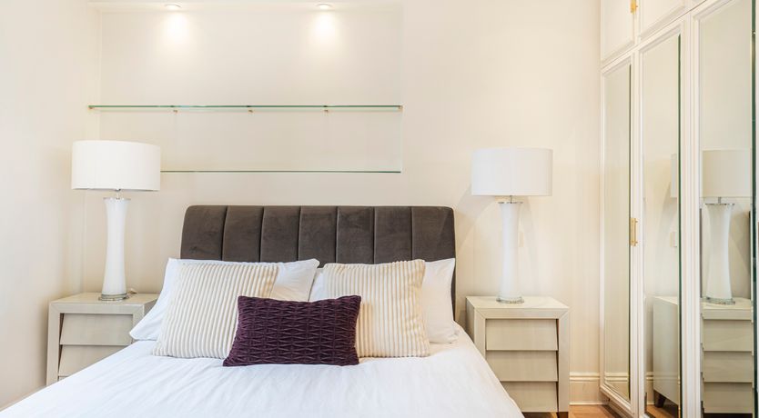 Photo of Knightsbridge Grandeur