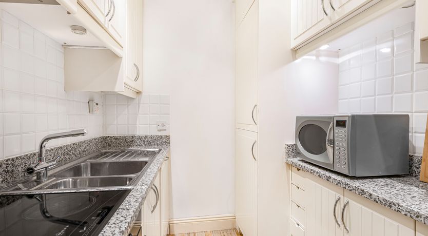 Photo of Knightsbridge Grandeur