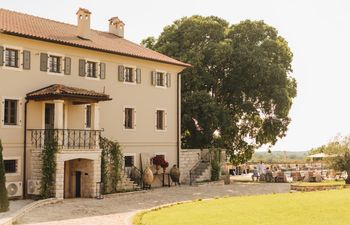 Heritage and Hearth Holiday Home