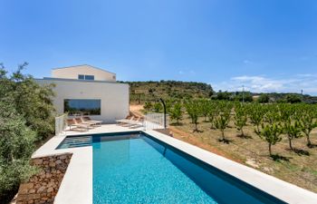 Serene In Sicily Holiday Home