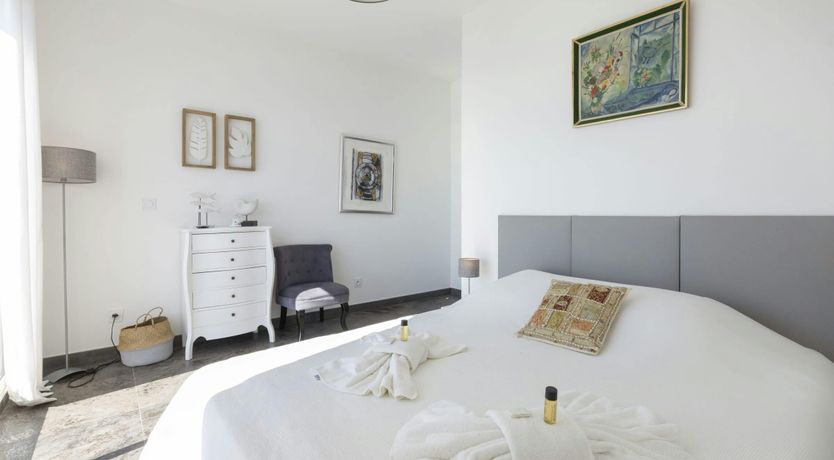 Photo of Golden Coast Path