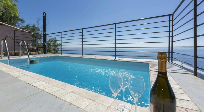 Photo of Golden Coast Path