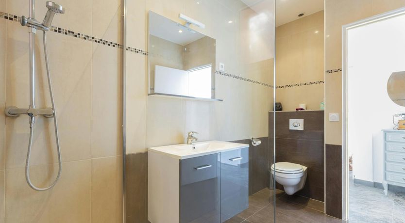 Photo of Golden Coast Path