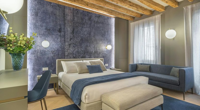 Photo of Venetian Blue