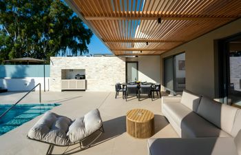 Coast Azure Haven Holiday Home