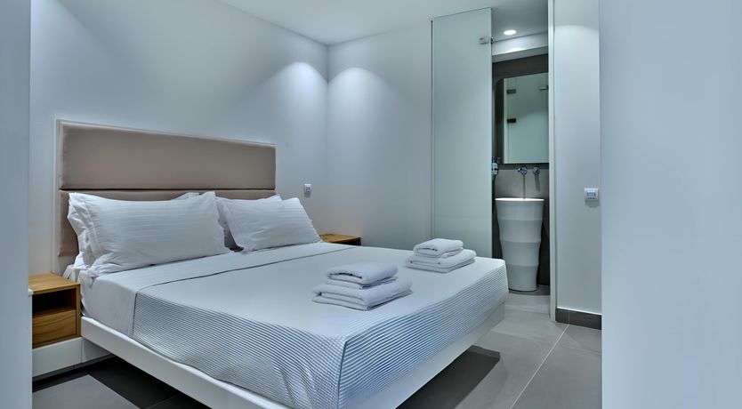 Photo of Luminous Harbour Home