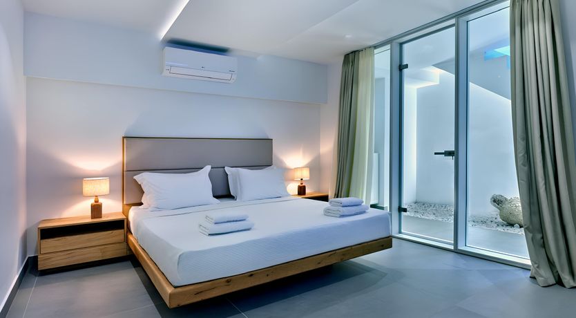 Photo of Luminous Harbour Home