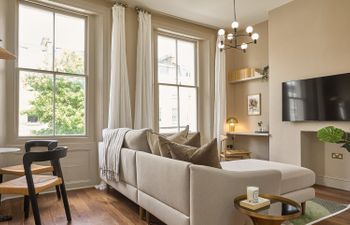 Primrose Glow Holiday Home
