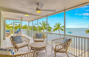Aquatic Mirage Holiday Home