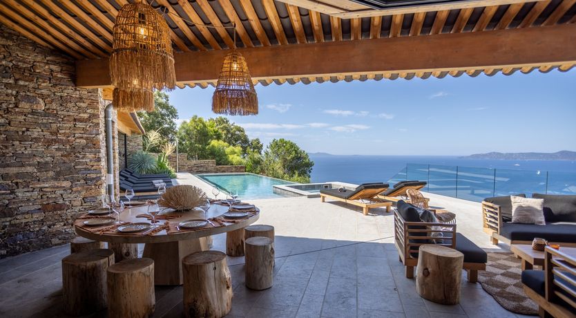 Photo of The Seaside View